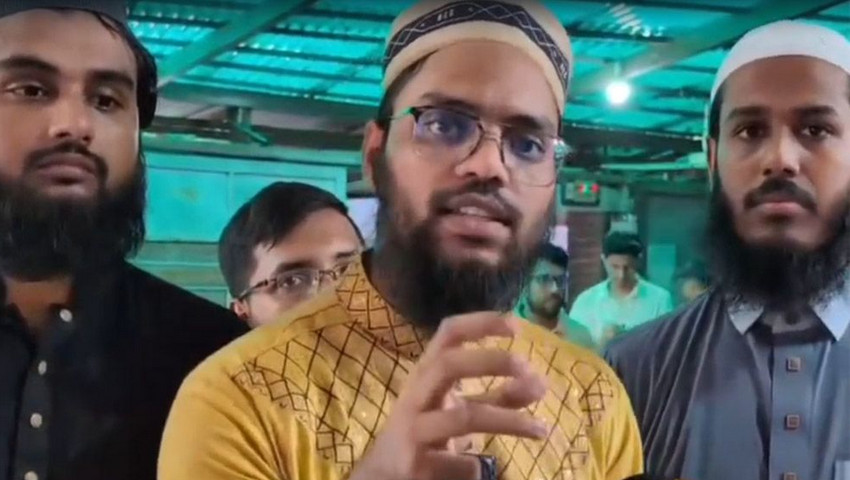 ইসলামী ছাত্র আন্দোলনের এজেন্টদের কেন্দ্রে প্রবেশে বাধা দেওয়ার অভিযোগ