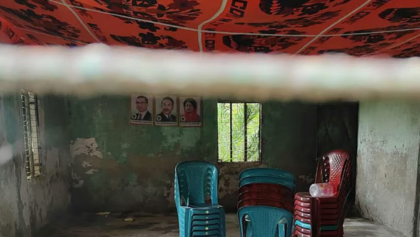 চরফ্যাশনে ভোরের মক্তব দখল করে কার্যালয় স্থাপন করল স্থানীয় বিএনপি