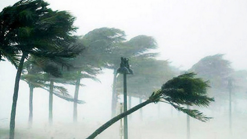 ভূমিকম্পের পর এবার আসছে শক্তিশালী ঘূর্ণিঝড়