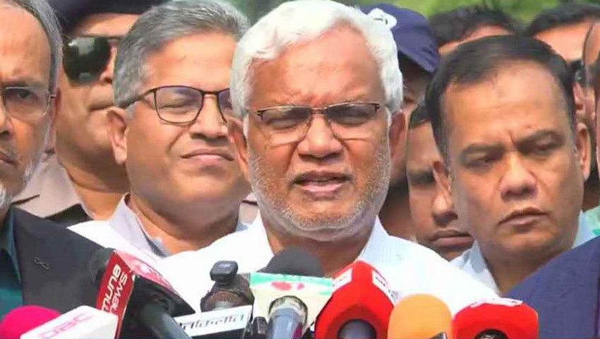 খালেদা জিয়া সুস্থ হয়ে উঠবেন, গুজবে কান না দেওয়ার আহ্বান ডা. জাহিদের