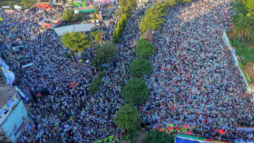 চট্টগ্রামে সমমনা ৮ দলের বিভাগীয় সমাবেশ অনুষ্ঠিত; লোকে লোকারণ্য লালদিঘী মাঠ